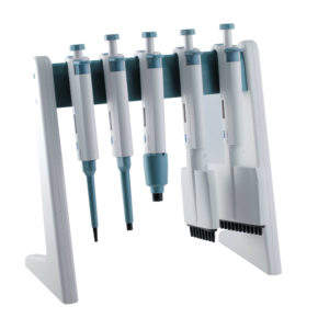 Linear stand holds up to 6 pipettes